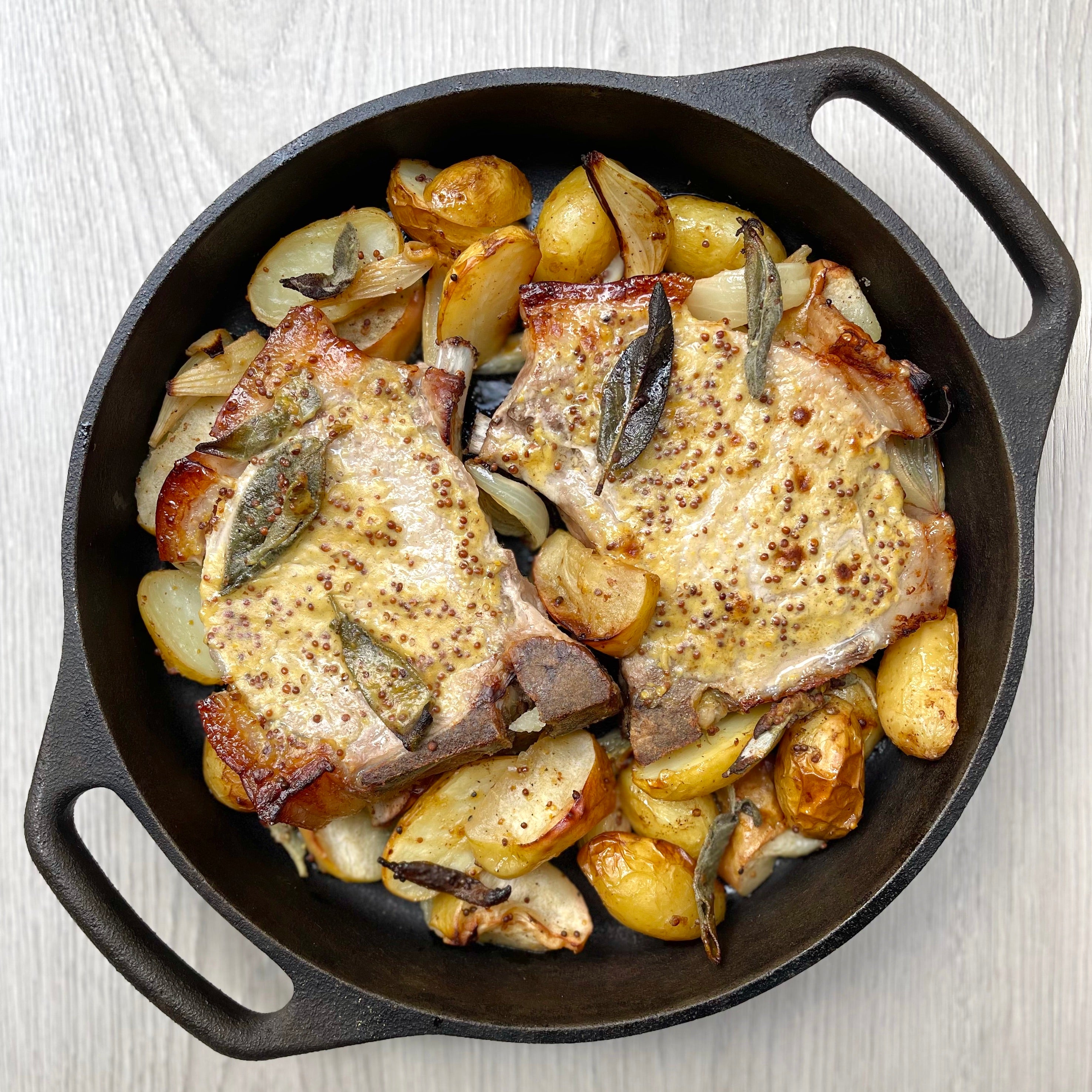 Roasted pork chops, apples and sage – Aspall